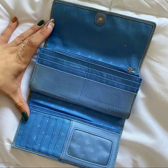🍄 Fossil Light Blue Clutch/Wristlet - Picture 2 of 4